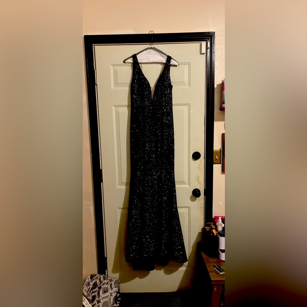 Black prom dress